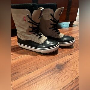 Vans Jake Kuzyk Standard MTE Winter Duck Boots | Men’s 8.5